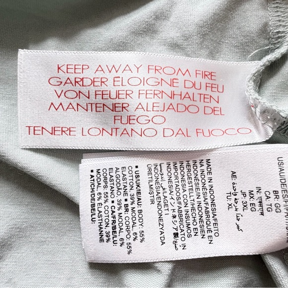 Amazon Women's Light Green Robe - Picture 12 of 13